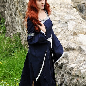 Medieval Dress, Fantasy Gown, Medieval Renaissance Dress, Medieval Wedding Dress, Sansa Cosplay Gown, Renaissance Fair, Fantasy Dress