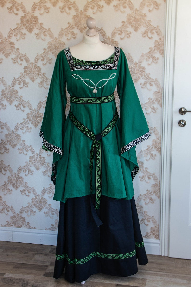 Medieval Costume Dress for Women, Witch Clothing, Historical Gown,