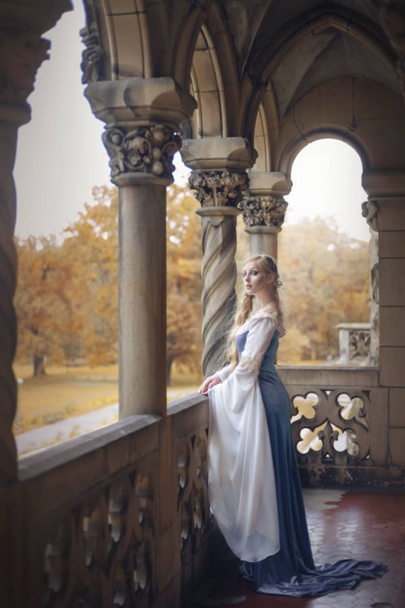Elven Wedding Dress, Fairy Wedding Dress, Elven Bride Dress, Fairy Gowns for Women, Elven Fantasy Dress, Elven Gown, Boho Wedding Dress