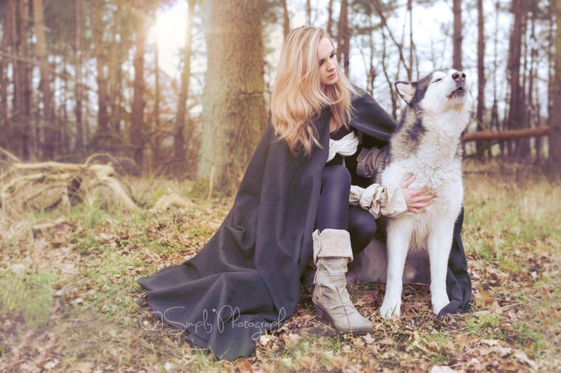 Medieval Cape with Hood, Hooded Medieval Cape, Renaissance Cape, Bridal Cape, Bridal Cloak, Halloween, Viking Cape, Celtic Cape, Onesize